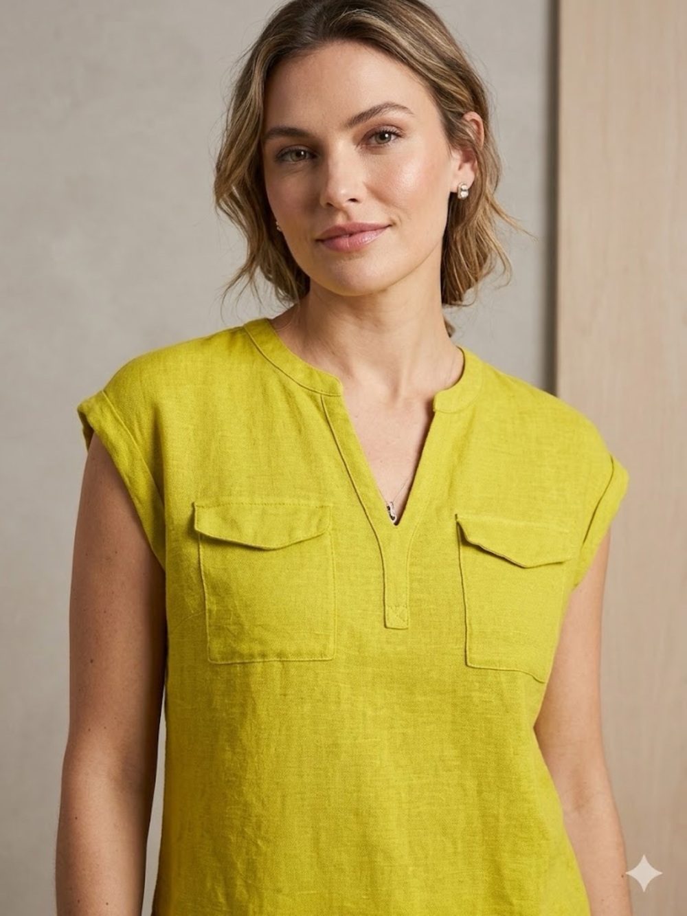 Nicole Miller Women's Bright Yellow Pullover Tee with Chest Pockets, size med